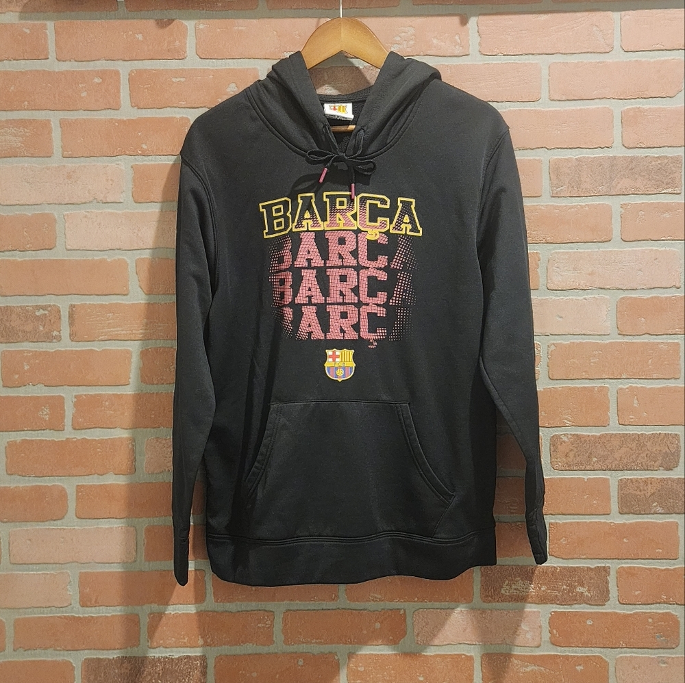 FCB Barcelona soccer hoodie med.          ‎    Bin 40